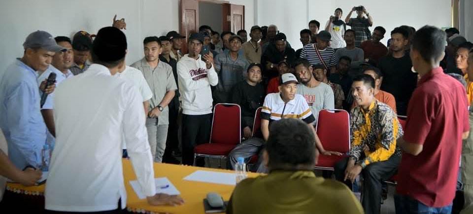 Audiensi Konflik Antar Nelayan di Rohil Memanas, Saling Tuding Warnai Pertemuan