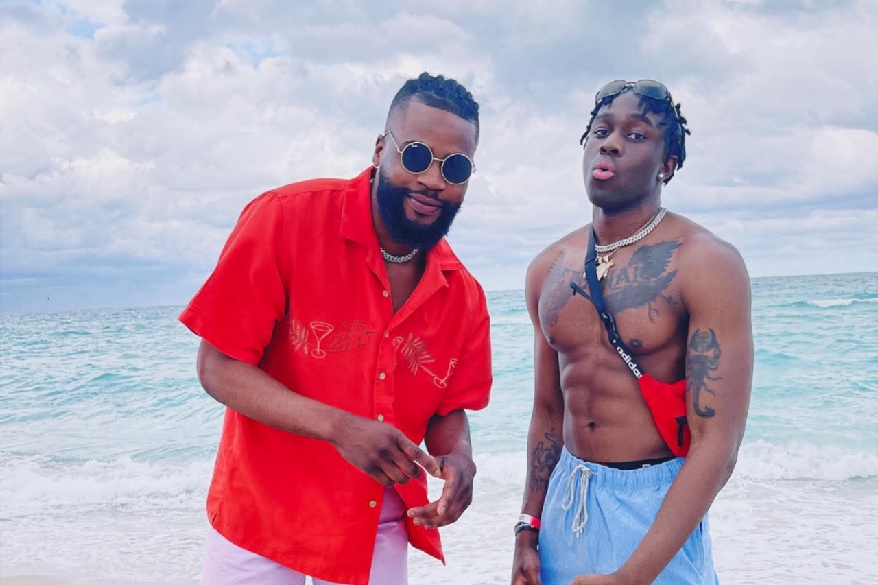 Melly Mike penyanyi lagu "Young Black and Rich" backsound viral aksi penari jalur