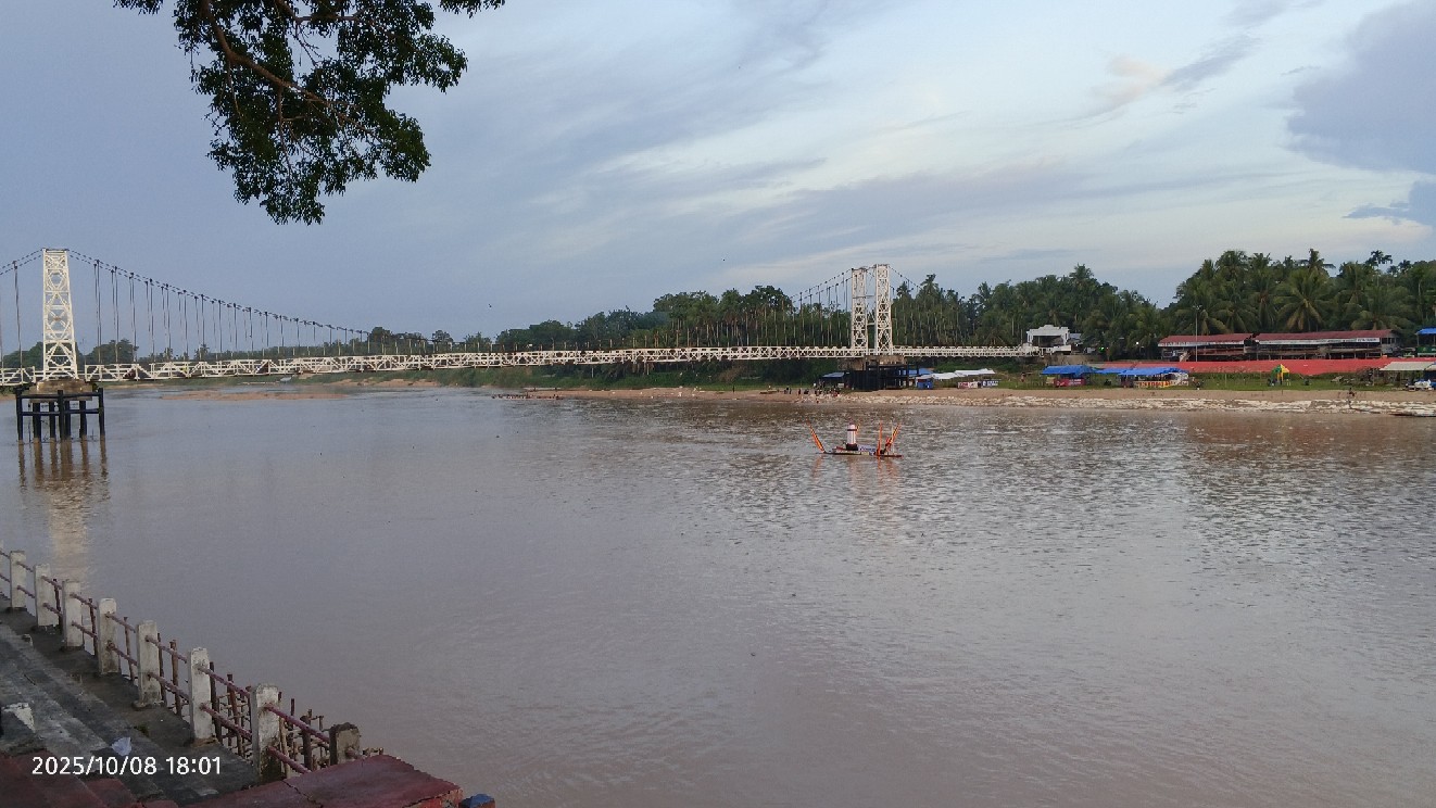 Tepian Narosa Teluk Kuantan tempat berlangsungnya event pacu jalur dalam rangka HUT kabupaten kuantan Singingi ke-26