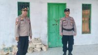 Personel Polsek Panipahan melakukan patroli dan pengecekan rumah kosong yang ditinggal warga mudik Lebaran di wilayah Kecamatan Pasir Limau Kapas, Kabupaten Rokan Hilir, Jumat (27/3/2026), guna mengantisipasi tindak pidana C3.